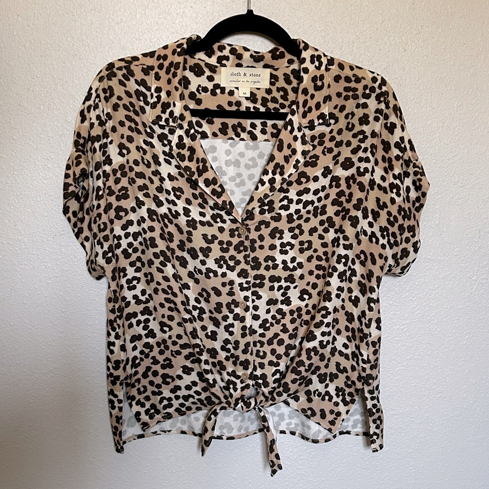 Cloth & Stone Cheetah Print Top